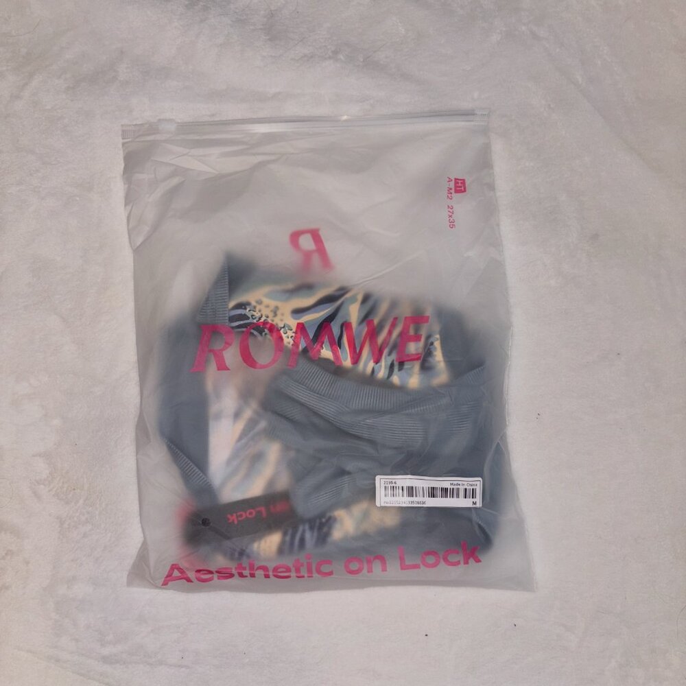 Sun & Wave Graphic Ribbed Tanktop - Picture 4 of 7